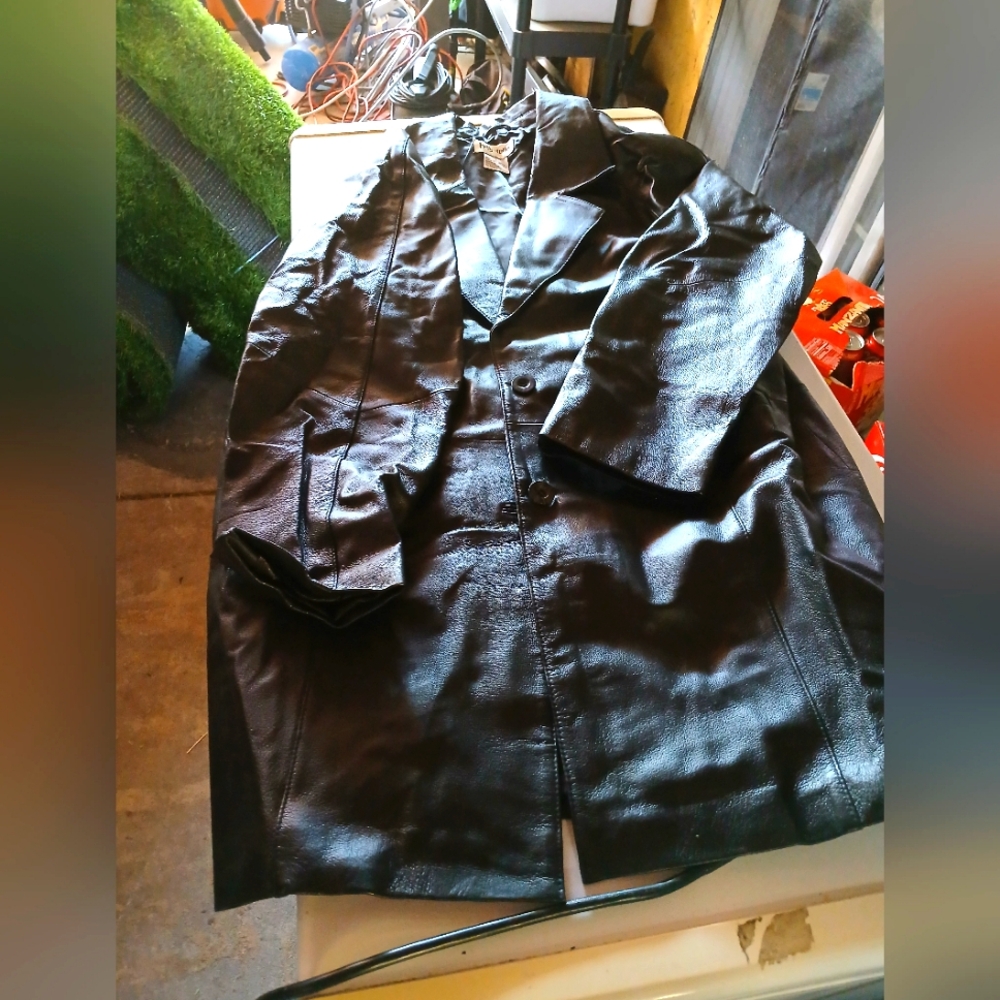 Womans Black Leather Bagatelle 3/4 Trench  Coat Large